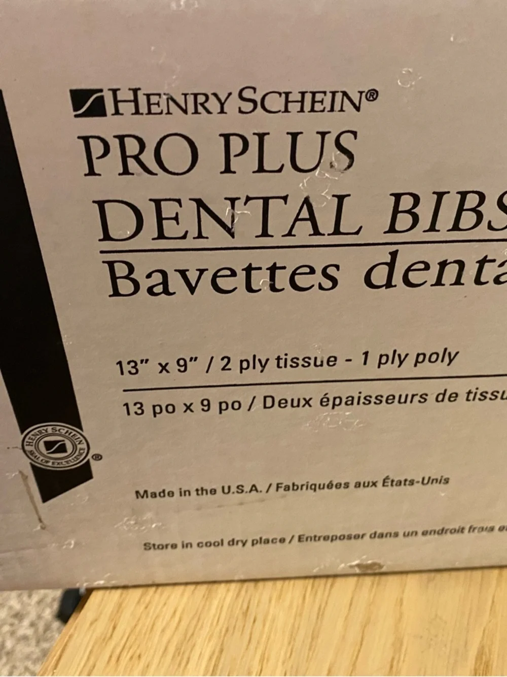 Pro Plus Dental Bibs - White - Picture 1 of 3